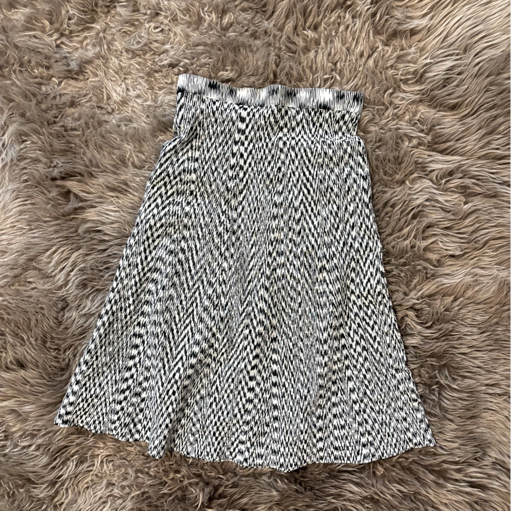Like new Ann Taylor knit stretch skirt